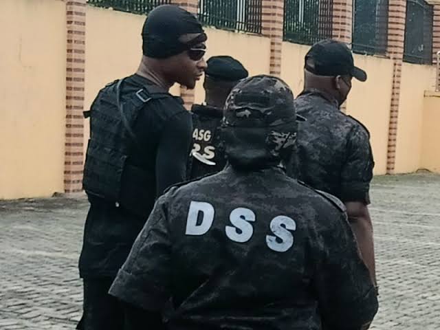 DSS Ta Gurfanar da Mutum Biyar Kan Zargin ɓoye Inda Timipre Sylva Yake